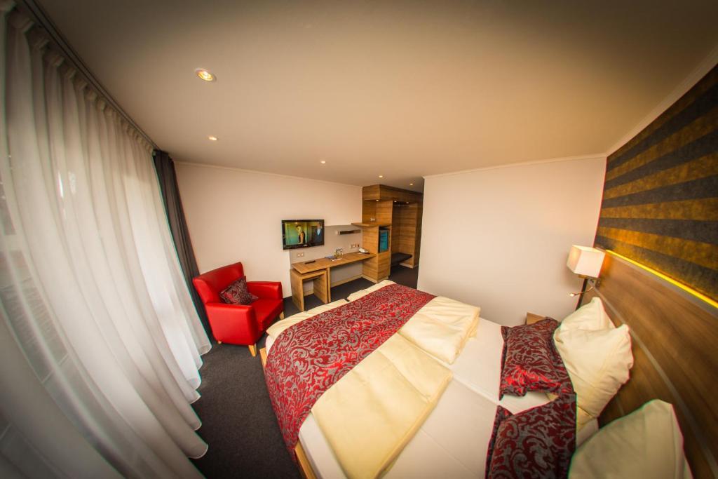 Hotel Hellers Krug Holzminden Room photo