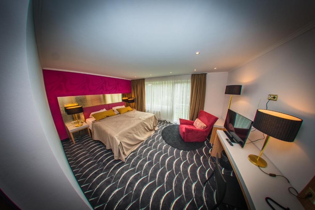 Hotel Hellers Krug Holzminden Room photo