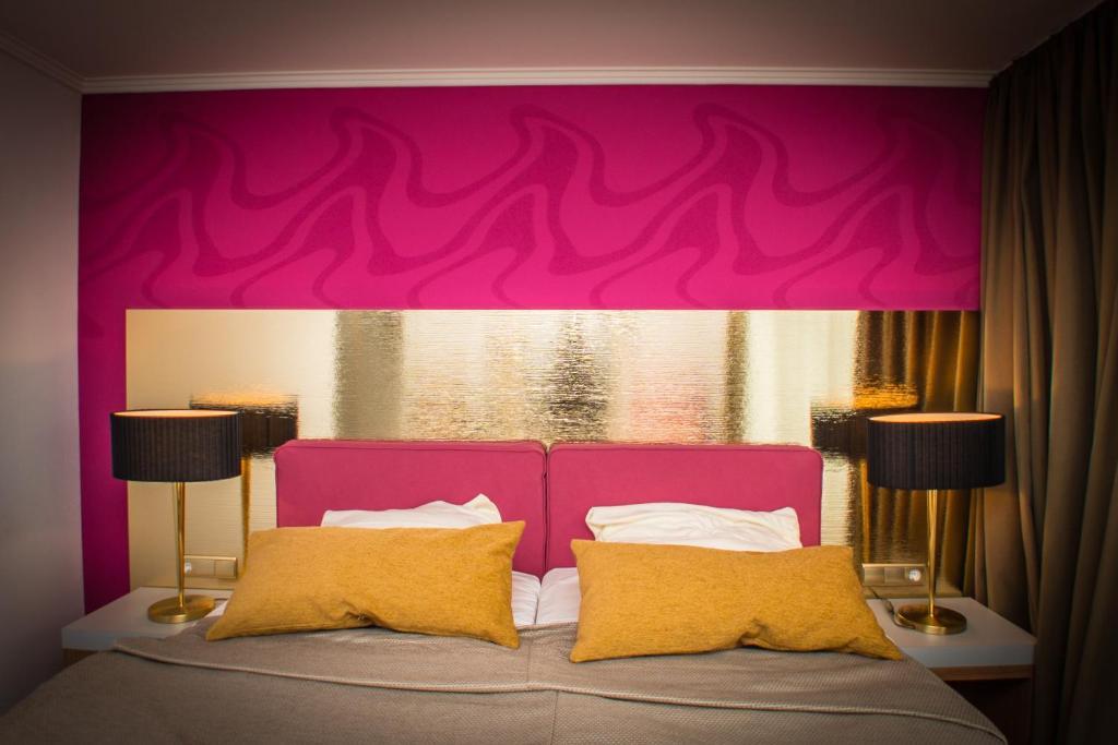 Hotel Hellers Krug Holzminden Room photo